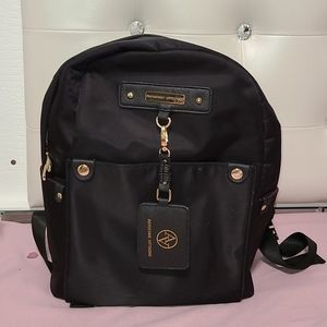 Adrienne Vittadini travel bag/backpack
